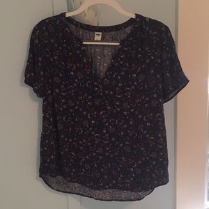 Navy Old Navy top blouse with designs